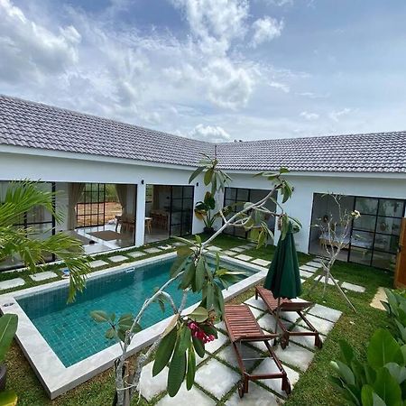 Allure Villa Cempaka Private Pool Kuantan Kültér fotó