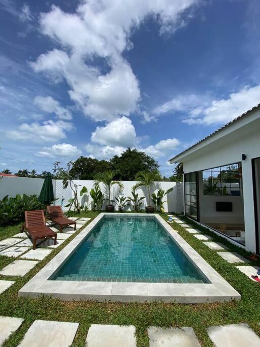 Allure Villa Cempaka Private Pool Kuantan Kültér fotó