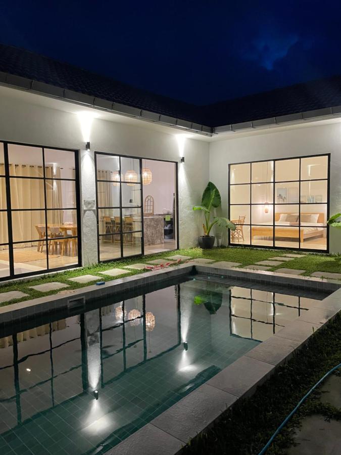 Allure Villa Cempaka Private Pool Kuantan Kültér fotó